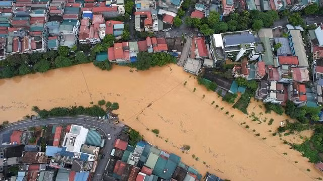 Đồng thời, chủ động, sẵn sàng triển khai các biện pháp ứng phó khi có tình huống xấu xảy ra