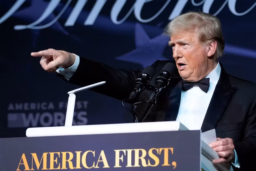 ong-trump-phat-bieu-tai-florida-hom-14-11-anh-the-independent.jpg