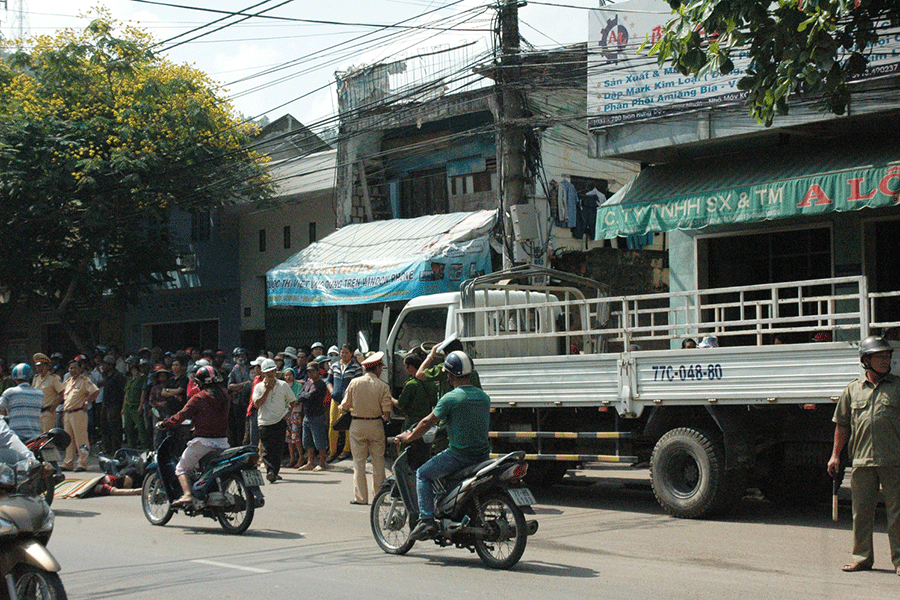 Hiện trường vụ tai nạn. Ảnh: Quang Trung Hiện trường vụ tai nạn. Ảnh: Quang Trung