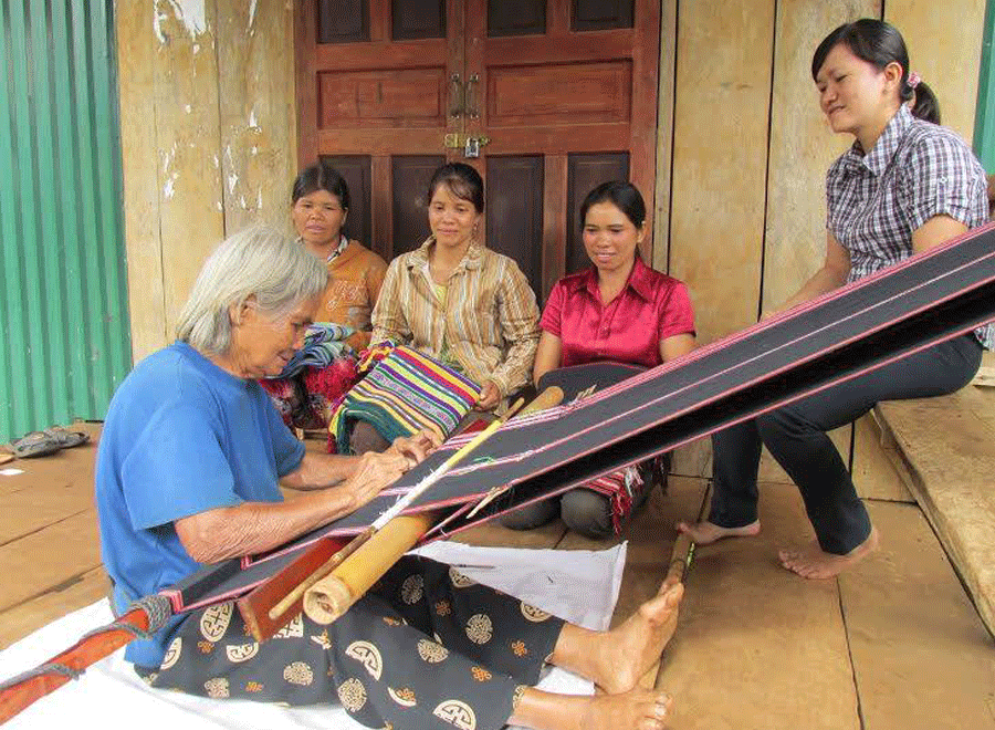 Ảnh: Tú Uyên Ảnh: Tú Uyên