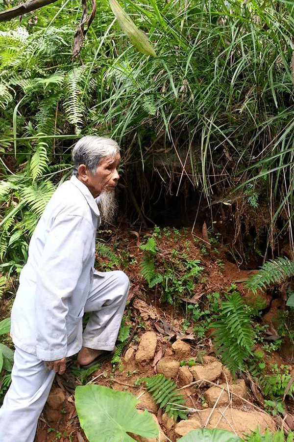 Chứng tích một căn hầm trong khu căn cứ Tỉnh ủy Quảng Nam. Ảnh: K.T