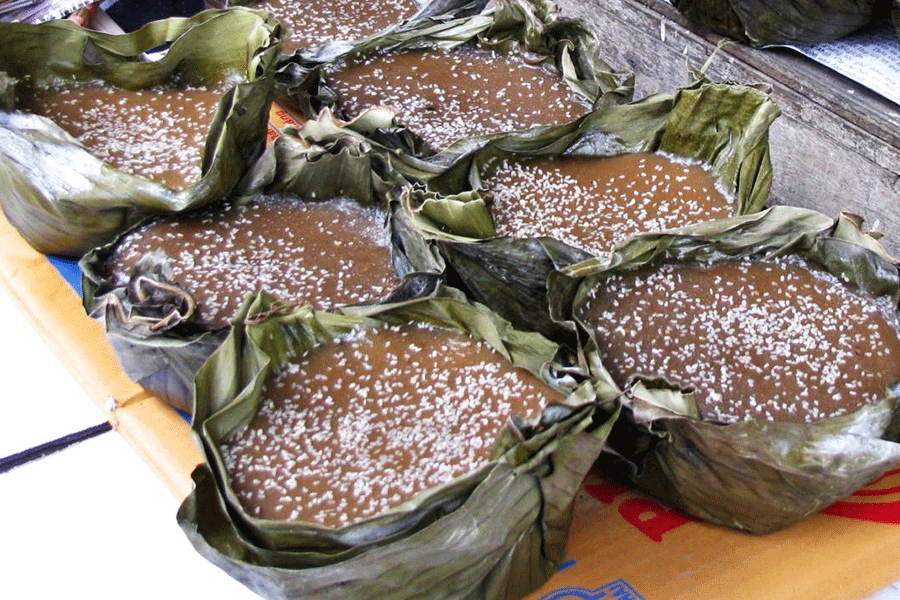 Bánh tổ-một trong những món bánh truyền thống ngày Tết của người xứ Quảng. Ảnh: Hà An Bánh tổ-một trong những món bánh truyền thống ngày Tết của người xứ Quảng. Ảnh: Hà An