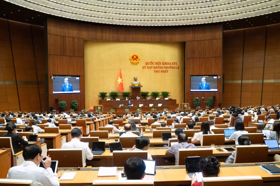 quang-canh-phien-thao-luan-tai-hoi-truong-chieu-11-8.jpg