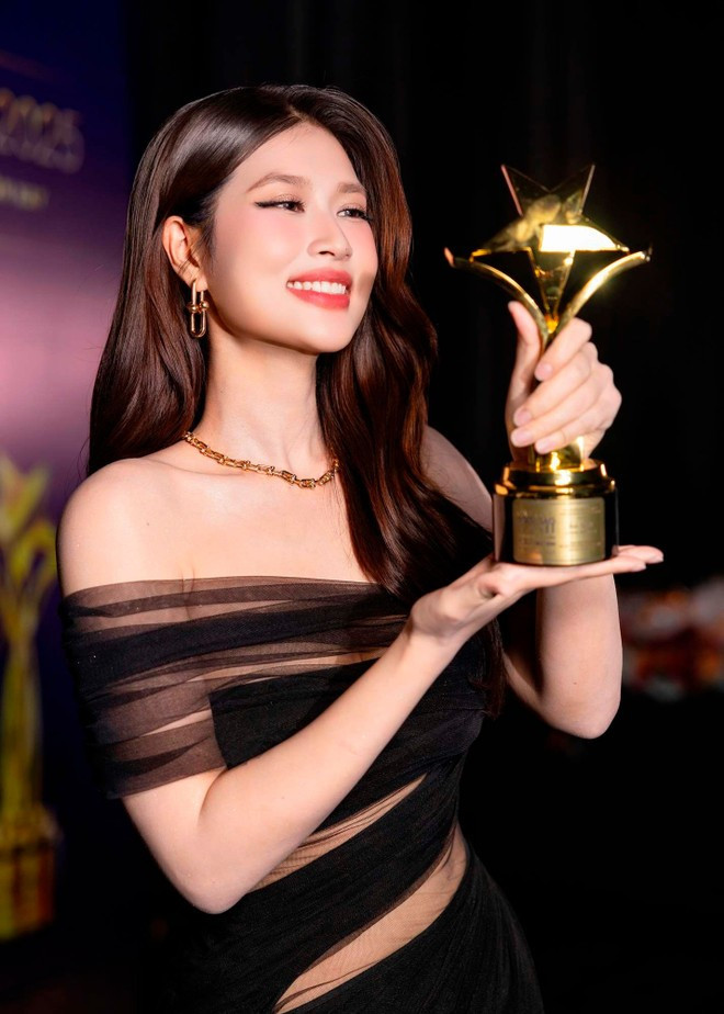 Vai diễn Thúy Vân của Thiên Ân trong phim “Nụ hôn bạc tỷ” đã giúp cô nhận về giải thưởng đầu tiên trong sự nghiệp diễn xuất. (Ảnh: CTV/Vietnam+)