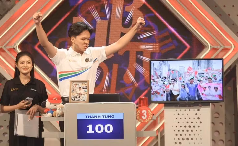 Đoàn Thanh Tùng đạt giải Nhì Đường lên đỉnh Olympia năm 2025