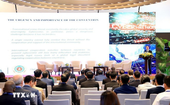 Hội thảo cấp cao "Thúc đẩy hợp tác quốc tế trong phòng, chống tội phạm mạng: Cách tiếp cận quốc gia khi thực hiện Công ước". Ảnh: Tuấn Anh/TTXVN Hội thảo cấp cao "Thúc đẩy hợp tác quốc tế trong phòng, chống tội phạm mạng: Cách tiếp cận quốc gia khi thực hiện Công ước". Ảnh: Tuấn Anh/TTXVN