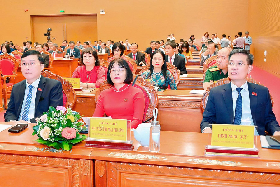 Đại diện lãnh đạo các Ủy ban của Quốc hội tham dự kỳ họp. Ảnh: Đức Thụy z6759329370940-42849f4f955c4223668dcd2092691e0f.jpg