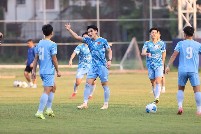 U22 Việt Nam đã có buổi tập luyện đầu tiên vào chiều 2-12 tại Thái Lan. Ảnh: Ngọc Linh