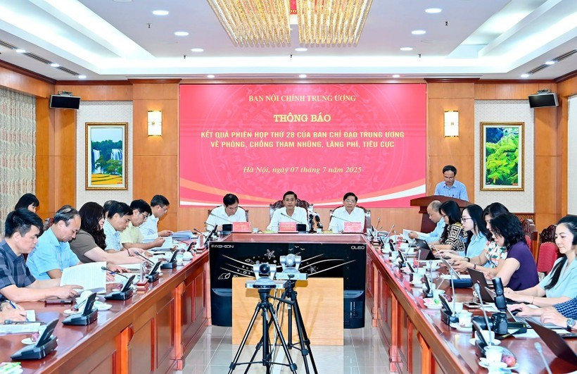 Ban Nội chính Trung ương cung cấp thông tin một số vụ án, vụ việc thuộc diện Ban Chỉ đạo Trung ương về phòng, chống tham nhũng, lãng phí, tiêu cực theo dõi, chỉ đạo. Ảnh Đăng Khoa tham-nhung.jpg