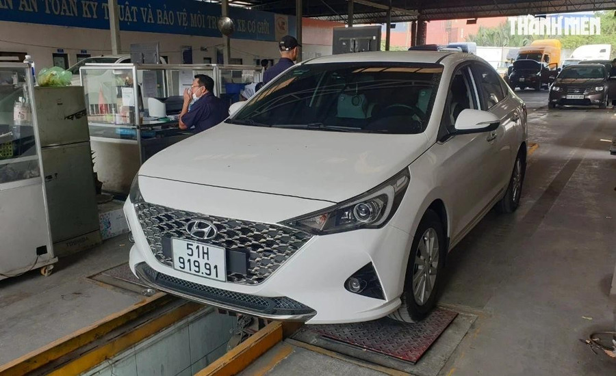 Quy định mới về kiểm định khí thải sẽ tác động nhiều nhất tới nhóm xe đời cũ, xe tải, xe đầu kéo nhưng các xe con, xe du lịch nếu không được chăm sóc đúng cách thì cũng rất dễ bị "rớt" đăng kiểm