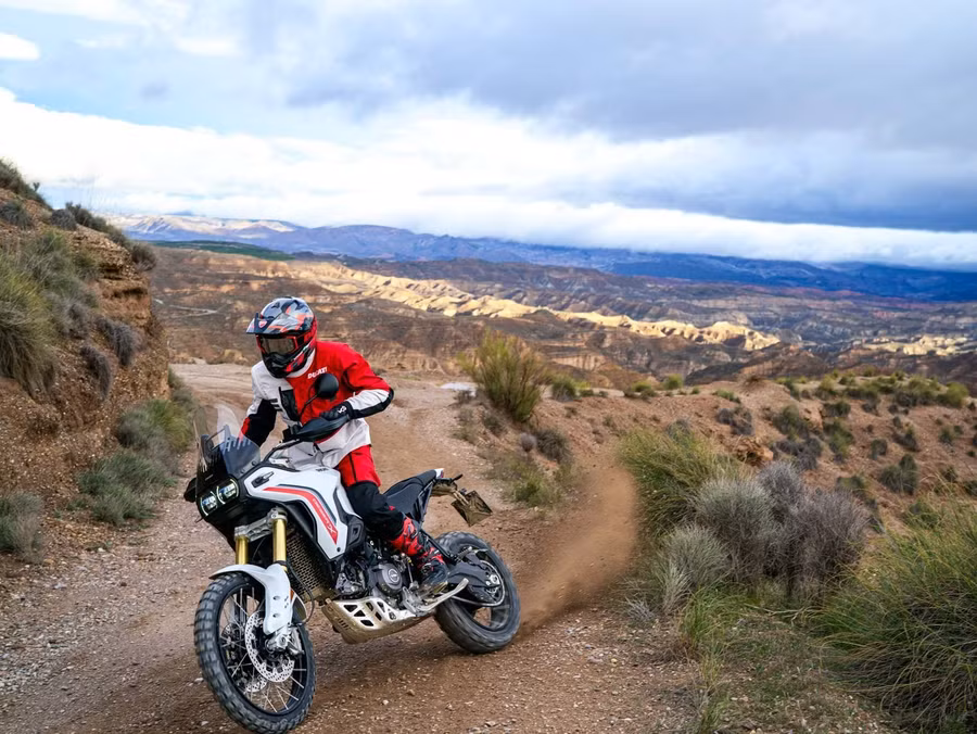xe-ducati-desertx-2026-7.jpg