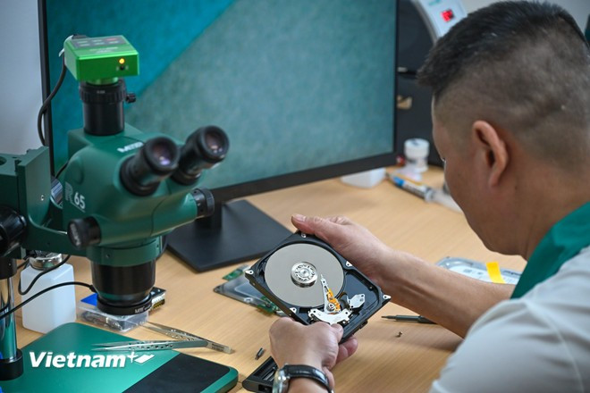 Các dịch vụ được vận hành trên nền tảng công nghệ chuyển giao trực tiếp từ DDS Japan. (Ảnh: Minh Sơn/Vietnam+)