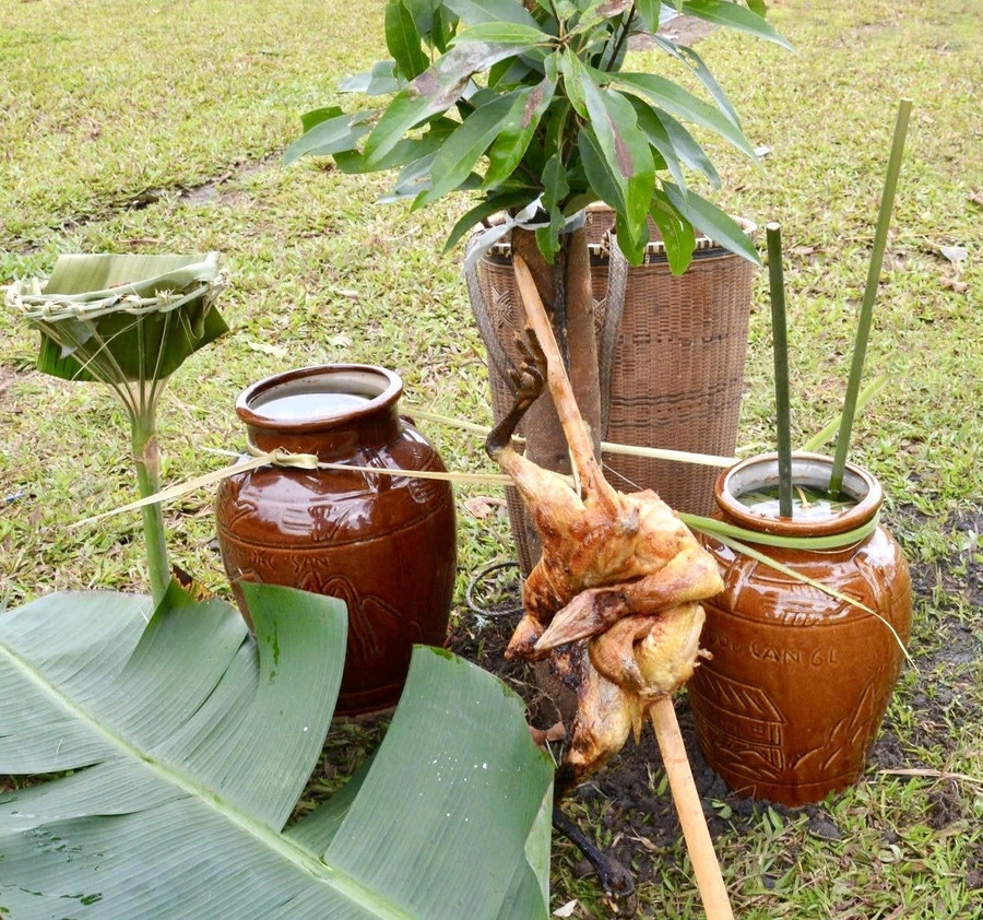 Các lễ vật dâng cúng. Ảnh: Lam Nguyên le-vat-dang-cung.jpg