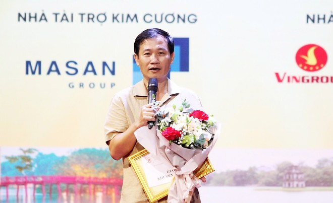 Nhạc sỹ, nhà nghiên cứu Nguyễn Quang Long. (Ảnh: CTV/Vietnam+) Nhạc sỹ, nhà nghiên cứu Nguyễn Quang Long. (Ảnh: CTV/Vietnam+)