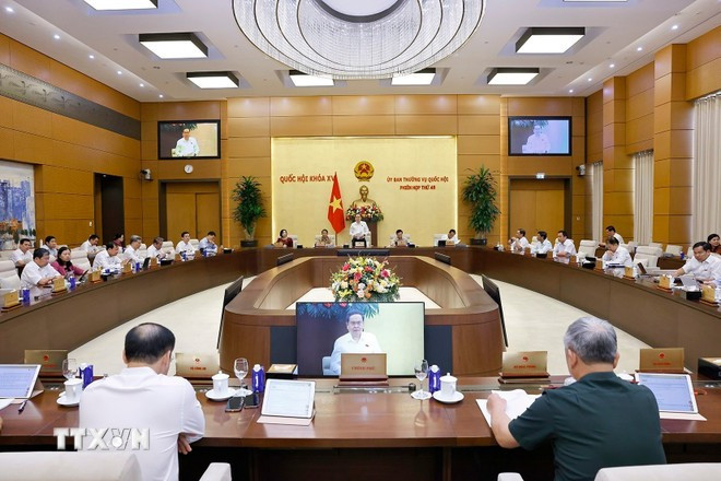 Chủ tịch Quốc hội Trần Thanh Mẫn phát biểu khai mạc phiên họp. (Ảnh: Doãn Tấn/TTXVN) Chủ tịch Quốc hội Trần Thanh Mẫn phát biểu khai mạc phiên họp. (Ảnh: Doãn Tấn/TTXVN)