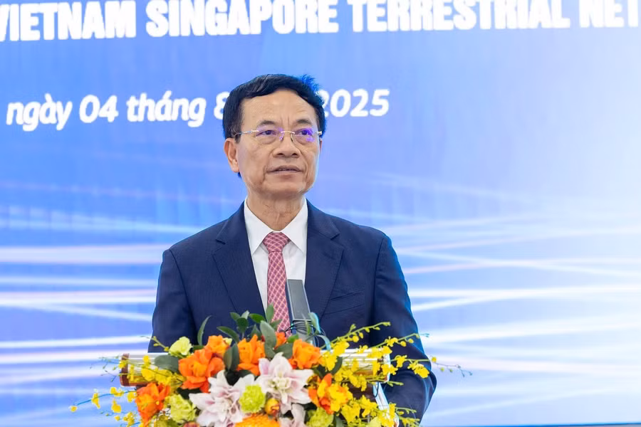 Bộ trưởng Nguyễn Mạnh Hùng phát biểu tại Lễ Khai trương.