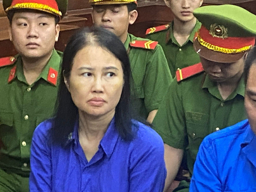 Bị cáo tại phiên tòa sáng nay 9/12. Ảnh: Tân Châu