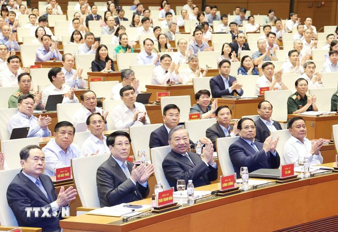 Tổng Bí thư Tô Lâm và các đại biểu tham dự Hội nghị tại điểm cầu chính Phòng họp Diên Hồng, Nhà Quốc hội, Hà Nội. (Ảnh: Thống Nhất/TTXVN) Tổng Bí thư Tô Lâm và các đại biểu tham dự Hội nghị tại điểm cầu chính Phòng họp Diên Hồng, Nhà Quốc hội, Hà Nội. (Ảnh: Thống Nhất/TTXVN)