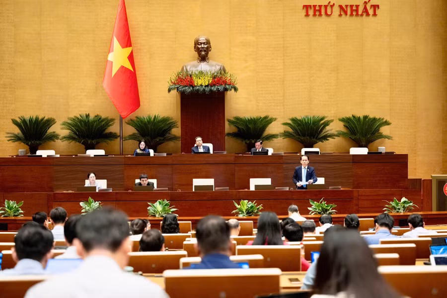 quang-canh-phien-thao-luan-tai-hoi-truong-sang-10-8.jpg