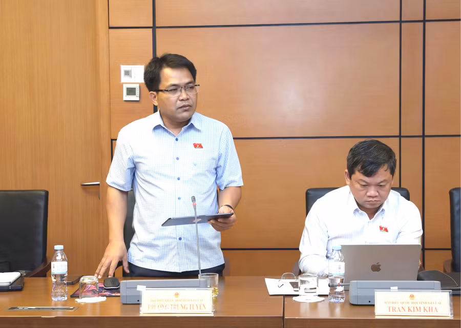 db-truong-trung-tuyen-cho-rang-nen-uu-tien-lua-chon-nhung-hoa-giai-vien-biet-tieng-dan-toc-am-hieu-phong-tuc-tap-quan-cua-cong-dong-thay-vi-chi-quy-dinh-chung-la-nguoi-dan-toc-thieu-so-2662.jpg