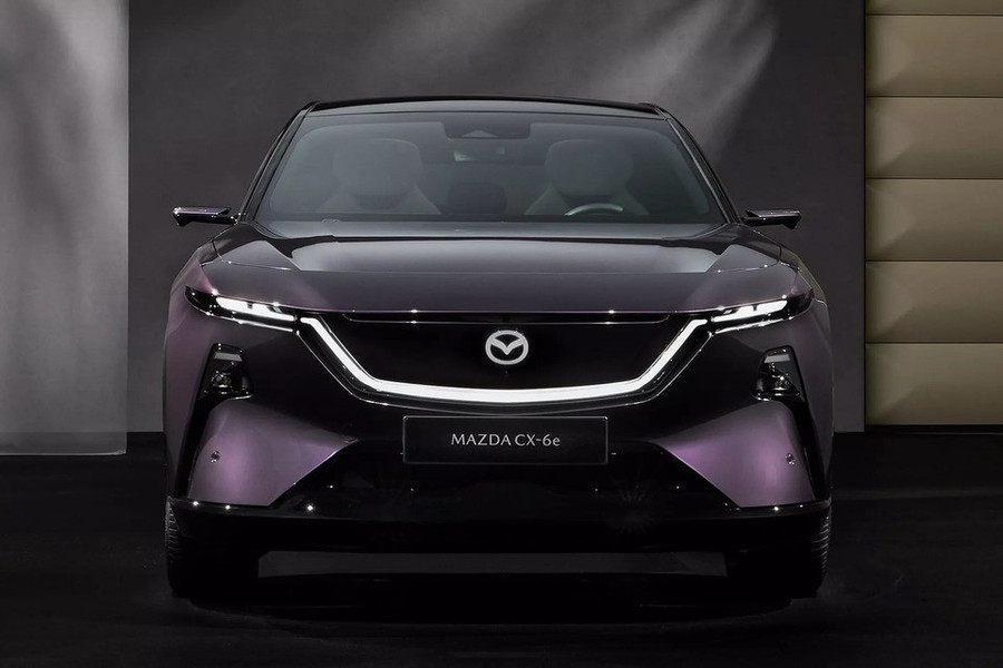 mazda-cx-6e-2.jpg