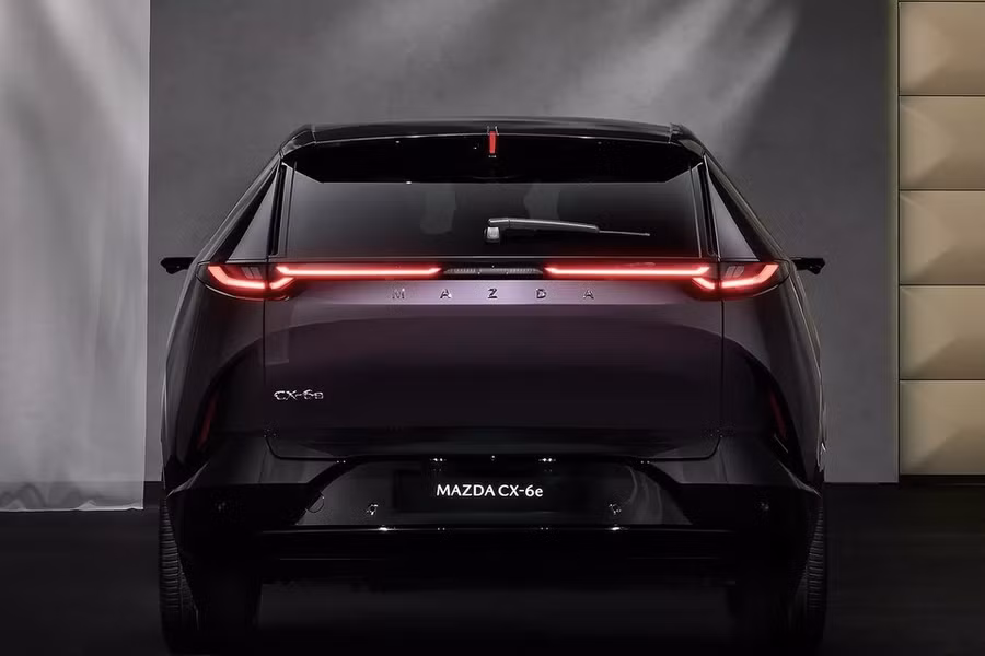 mazda-cx-6e-6.jpg
