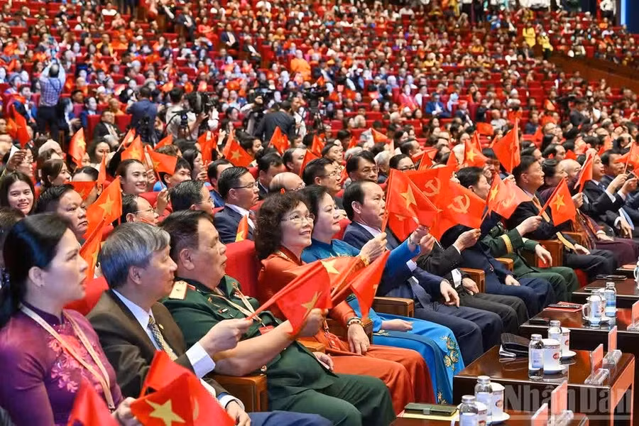Không khí phấn khởi tại Đại hội.