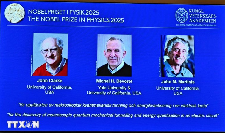 Chân dung 3 nhà khoa học người Mỹ đoạt giải Nobel Vật lý 2025 (từ trái sang): John Clarke, Michel H. Devoret và John M. Martinis. (Ảnh: Reuters/TTXVN) giai-nobel-vat-ly.jpg
