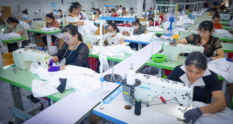 Công nghiệp-tiểu thủ công nghiệp đóng vai trò quan trọng trong phát triển kinh tế ở xã Vĩnh Thạnh trong thời gian tới. Ảnh: Long Vũ 4.jpg