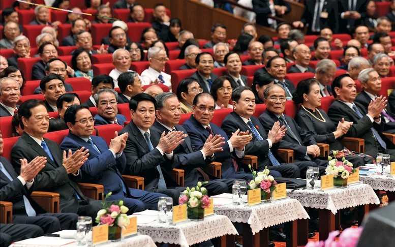 Các đồng chí lãnh đạo, nguyên lãnh đạo Đảng, Nhà nước tham dự cuộc gặp mặt Các đồng chí lãnh đạo, nguyên lãnh đạo Đảng, Nhà nước tham dự cuộc gặp mặt