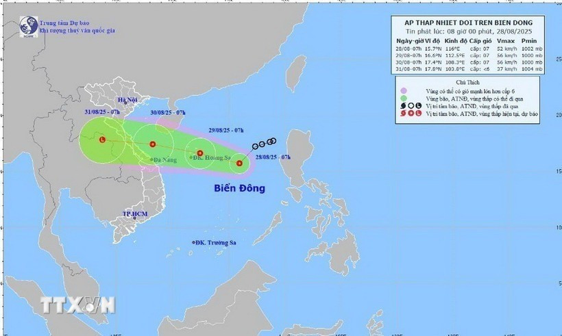 Hướng di chuyển của áp thấp nhiệt đới lúc 7 giờ ngày 28/8. (Ảnh: TTXVN phát) ap-thap.jpg