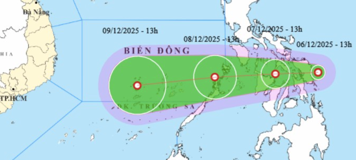 Dự báo hướng di chuyển của áp thấp nhiệt đới lúc 13 giờ ngày 16-12. Ảnh: Trung tâm Dự báo khí tượng thủy văn quốc gia