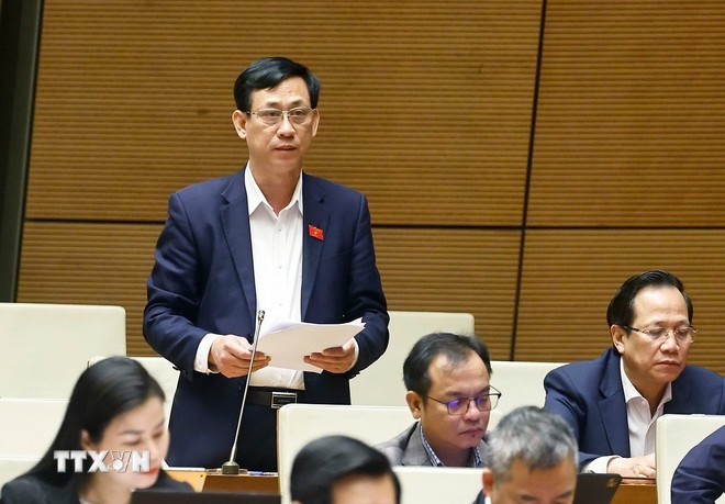 Đại biểu Quốc hội tỉnh Thanh Hóa Mai Văn Hải phát biểu. Ảnh: Doãn Tấn/TTXVN