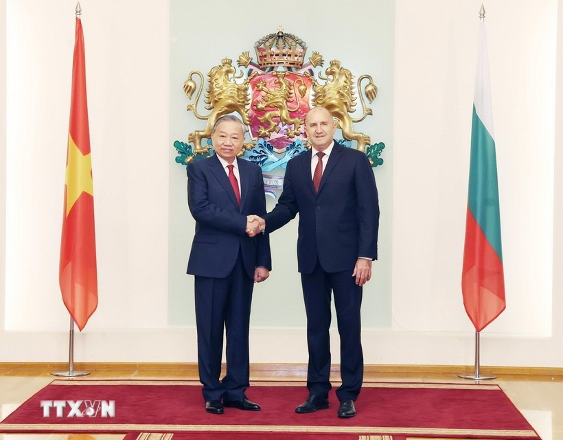 Tổng Bí thư Tô Lâm và Tổng thống Cộng hòa Bulgaria Rumen Radev tại Phủ Tổng thống. Ảnh: Thống Nhất/TTXVN tong-bi-thu-hoi-dam.jpg