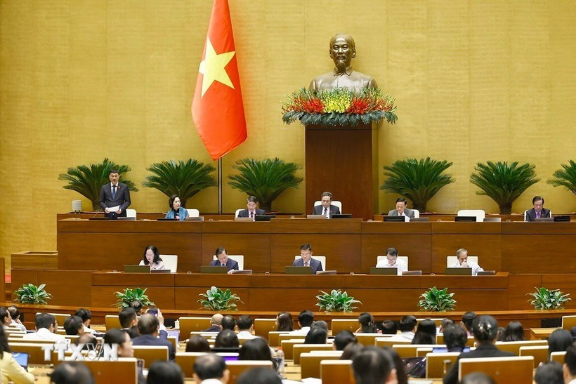 Phó Chủ tịch Quốc hội Vũ Hồng Thanh phát biểu tại phiên thảo luận về kết quả thực hiện kế hoạch phát triển kinh tế-xã hội năm 2025. Ảnh: Doãn Tấn/TTXVN quoc-hoi.jpg