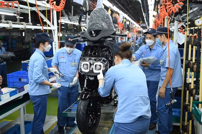 Các nhà máy xe máy điện tăng công suất. Ảnh: Nguyễn Hải