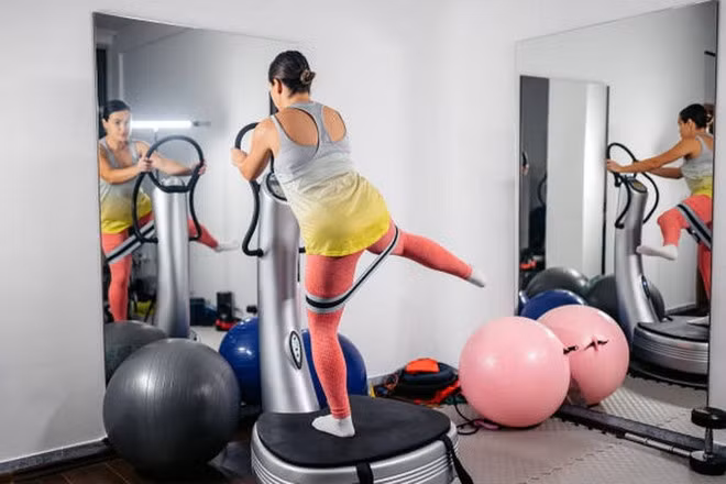 Tập thể dục kháng lực. Ảnh: iStock