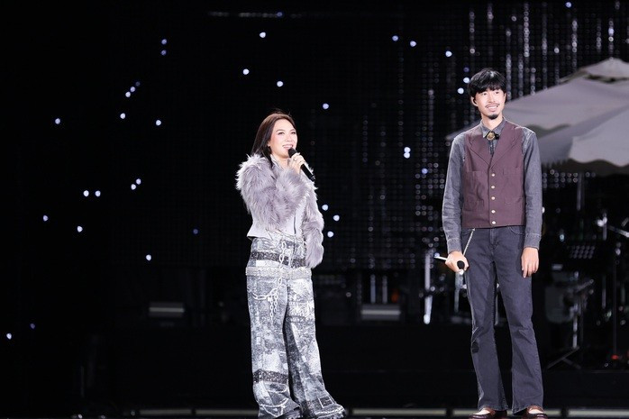 Mỹ Tâm và Đen có màn kết hợp ăn ý. Ảnh: Thắng Đặng