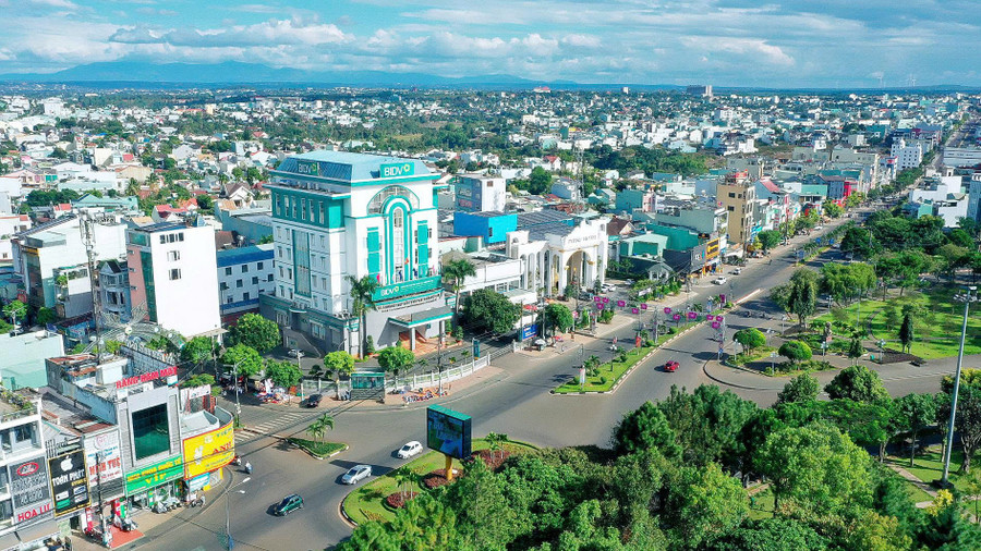 Diện mạo đô thị phường Pleiku ngày càng khang trang, hiện đại. Ảnh: Đ.T 48.jpg