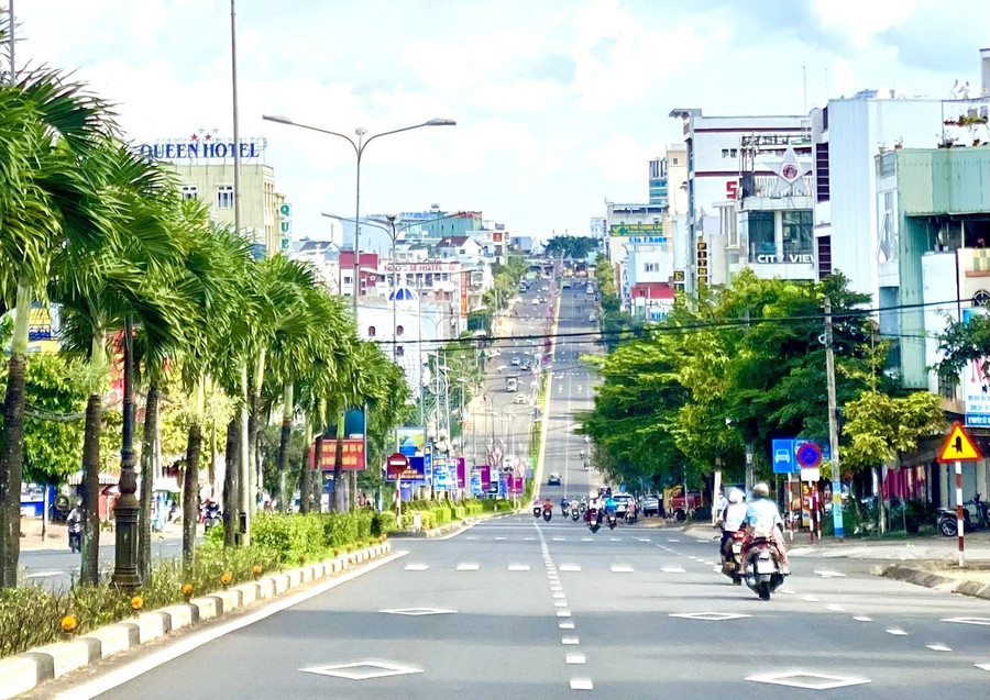 Một góc khu phố mới khu dân cư Hoa Lư - Phù Đổng trên đường Nguyễn Tất Thành. Ảnh: Hà Duy 31.jpg