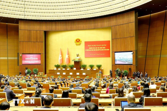 Hội nghị toàn quốc nghiên cứu, học tập, quán triệt và triển khai thực hiện Nghị quyết Đại hội XIV của Đảng tại điểm cầu chính Hội trường Diên Hồng, Nhà Quốc hội. Ảnh: Phương Hoa/TTXVN