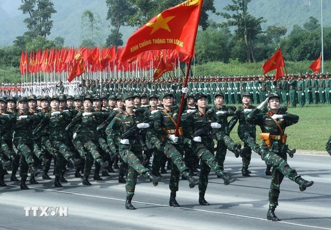 Khối nữ quân y tham gia hợp luyện. (Ảnh: Trọng Đức/TTXVN) Khối nữ quân y tham gia hợp luyện. (Ảnh: Trọng Đức/TTXVN)