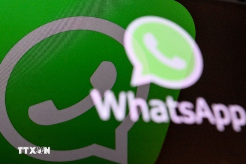 Biểu tượng ứng dụng WhatsApp trên màn hình điện thoại di động. (Ảnh: AFP/TTXVN) whatsapp.jpg