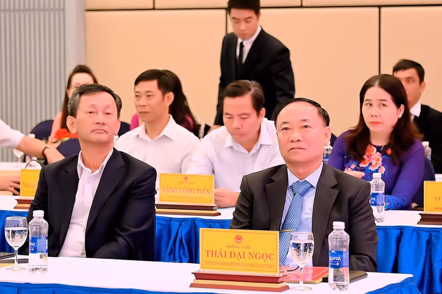 Các đại biểu dự buổi gặp mặt. Ảnh: Đức Thụy