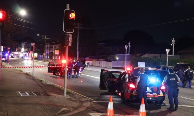 Cảnh sát tại hiện trường vụ xả súng ở Sydney, Australia ngày 5-10. Ảnh: ABC xa-sung-sydney.jpg