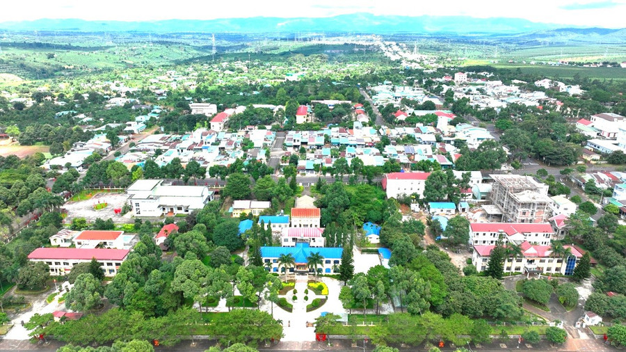 Xã Chư Păh được thành lập trên cơ sở sáp nhập 3 đơn vị hành chính (thị trấn Phú Hòa, xã Nghĩa Hòa và xã Hòa Phú). Ảnh: Viễn Khánh 62.jpg