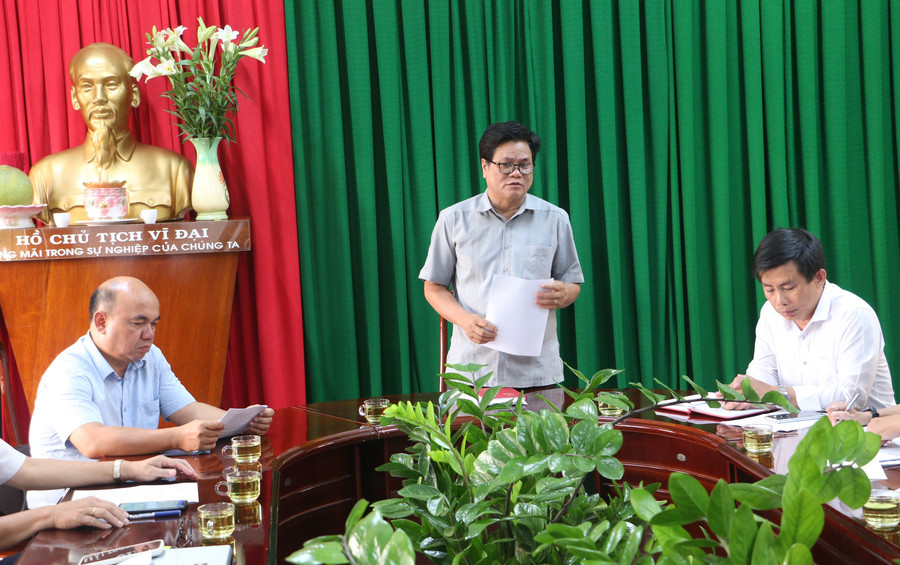Phó Trưởng ban Thường trực Ban Tuyên giáo và Dân vận Tỉnh ủy Gia Lai Nguyễn Thái Bình ghi nhận các ý kiến góp ý của đại biểu và sẽ bổ sung hoàn thiện kế hoạch trình Ban Chỉ đạo tỉnh. Ảnh: Q.T pho-truong-ban-thuong-truc-ban-tuyen-giao-va-dan-van-tinh-uy-gia-lai-nguyen-thai-binh-chu-tri-cuoc-hop.jpg