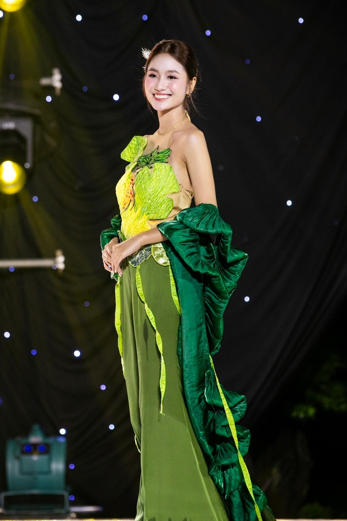 Hoa hậu Nguyễn Thanh Hà làm đại sứ hình ảnh Lễ hội Ẩm thực chay 2025 ảnh 1 Hoa hậu Nguyễn Thanh Hà làm đại sứ hình ảnh Lễ hội Ẩm thực chay 2025 ảnh 1