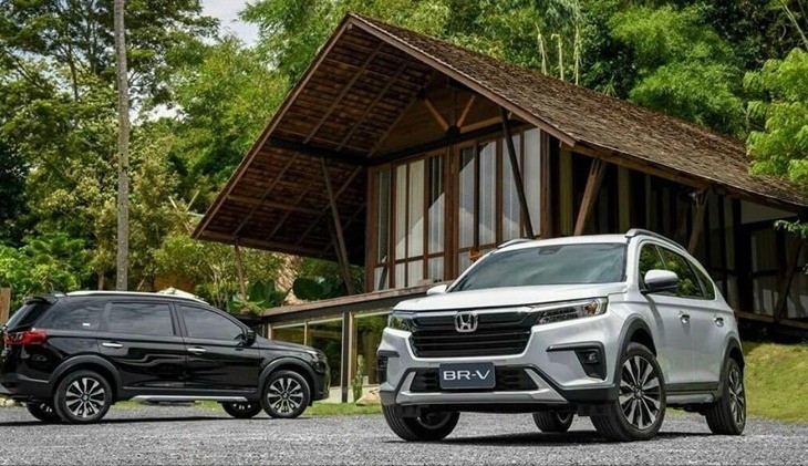 Honda BR-V thiết kế trẻ trung, nội thất rộng rãi, tiết kiệm nhiên liệu, trang bị an toàn nhất phân khúc. Ảnh: ST gia-xe-honda-br-v-moi-nhat-thang-4-2025-uu-dai-lai-suat-vay-2-1743529713-862-width740height468.jpg