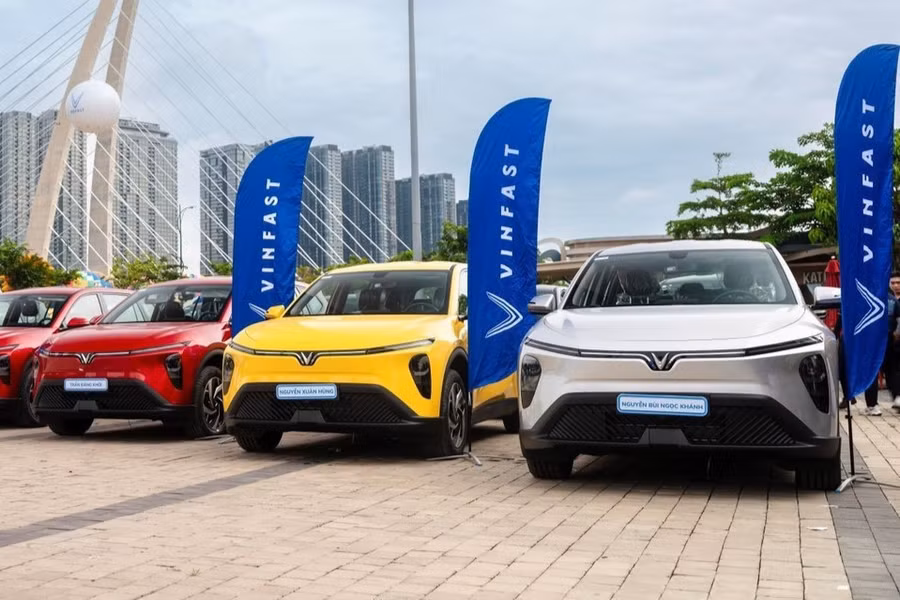 VinFast Limo Green vượt doanh số của Toyota Innova Cross dù mới bán 3 tháng.